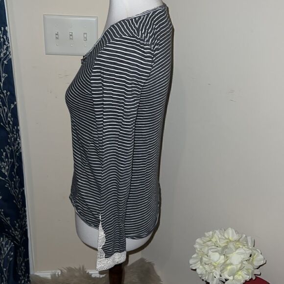 Anthropologie | Anthro Little Yellow Button Striped Long Sleeve Tee Cuffs sz XS - Picture 2 of 9